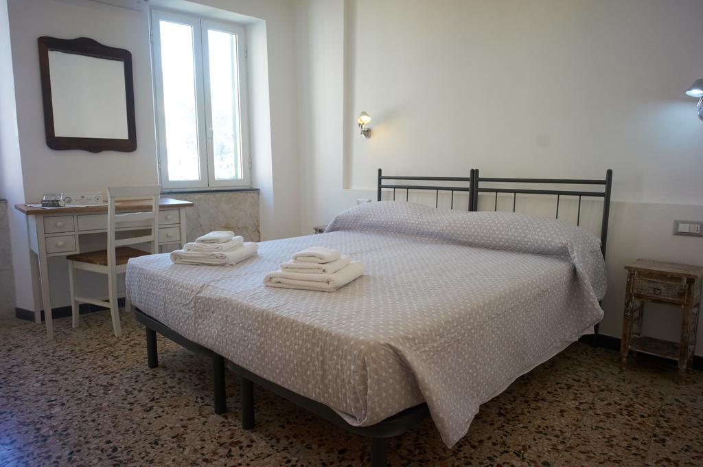 Affittacamere Scorci Di Mare 3*